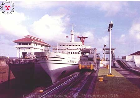 TS Hamburg im Panamakanal Bild 4